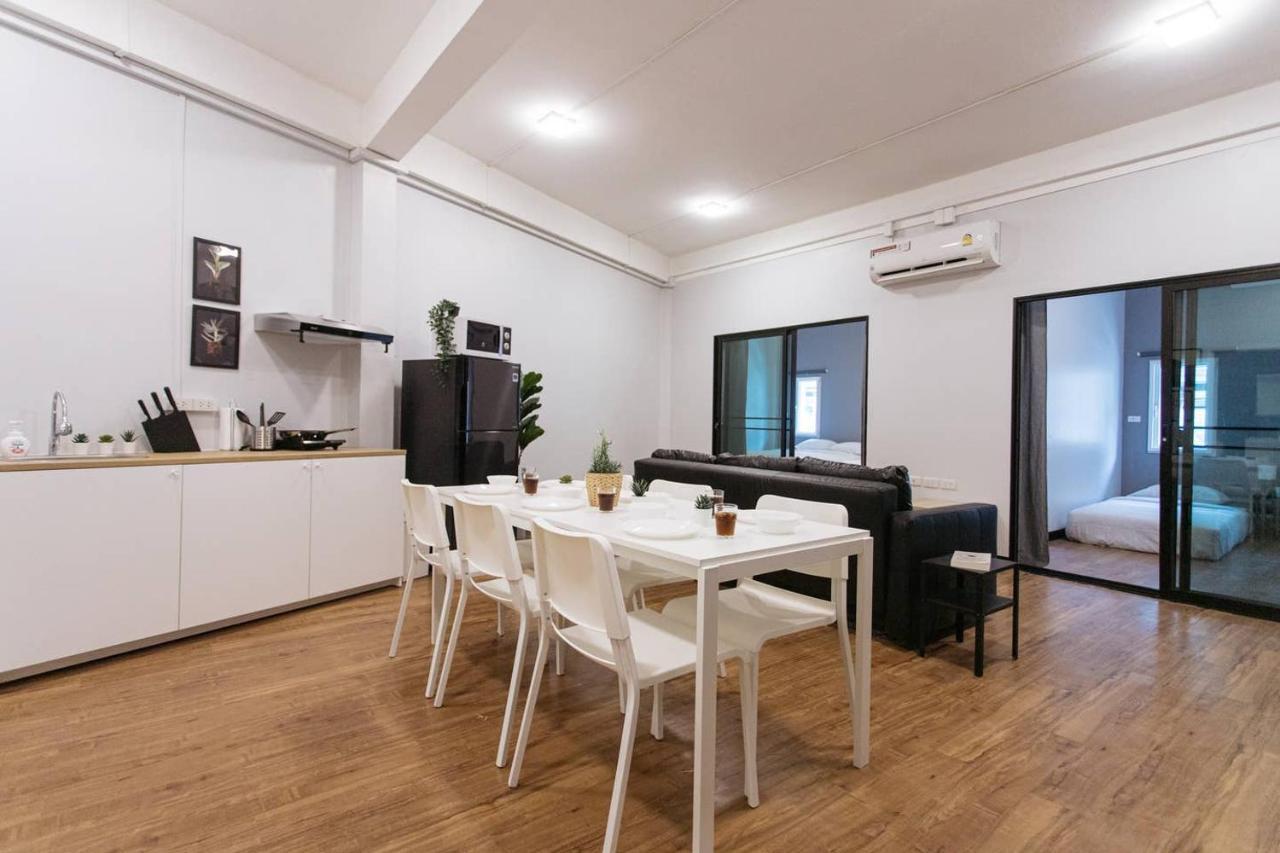 U3 Large 2 Bedroom Full Kitchen Near Bts Udomsuk 방콕 외부 사진
